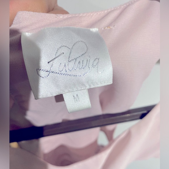 Lu Pruia Dress size Medium. Cut out sides. Adorable Blush Pink and Grey. - Picture 5 of 7